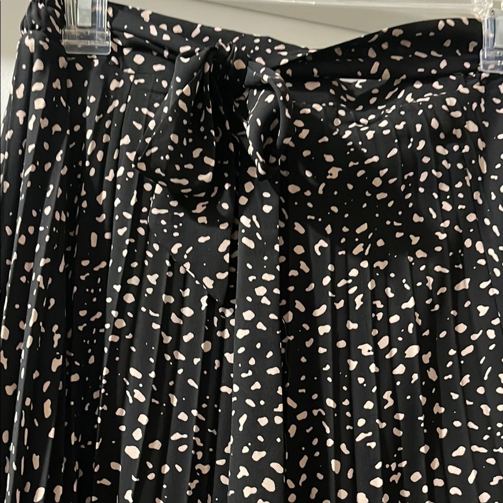 Elegant Black and Pink Polka Dot Skirt